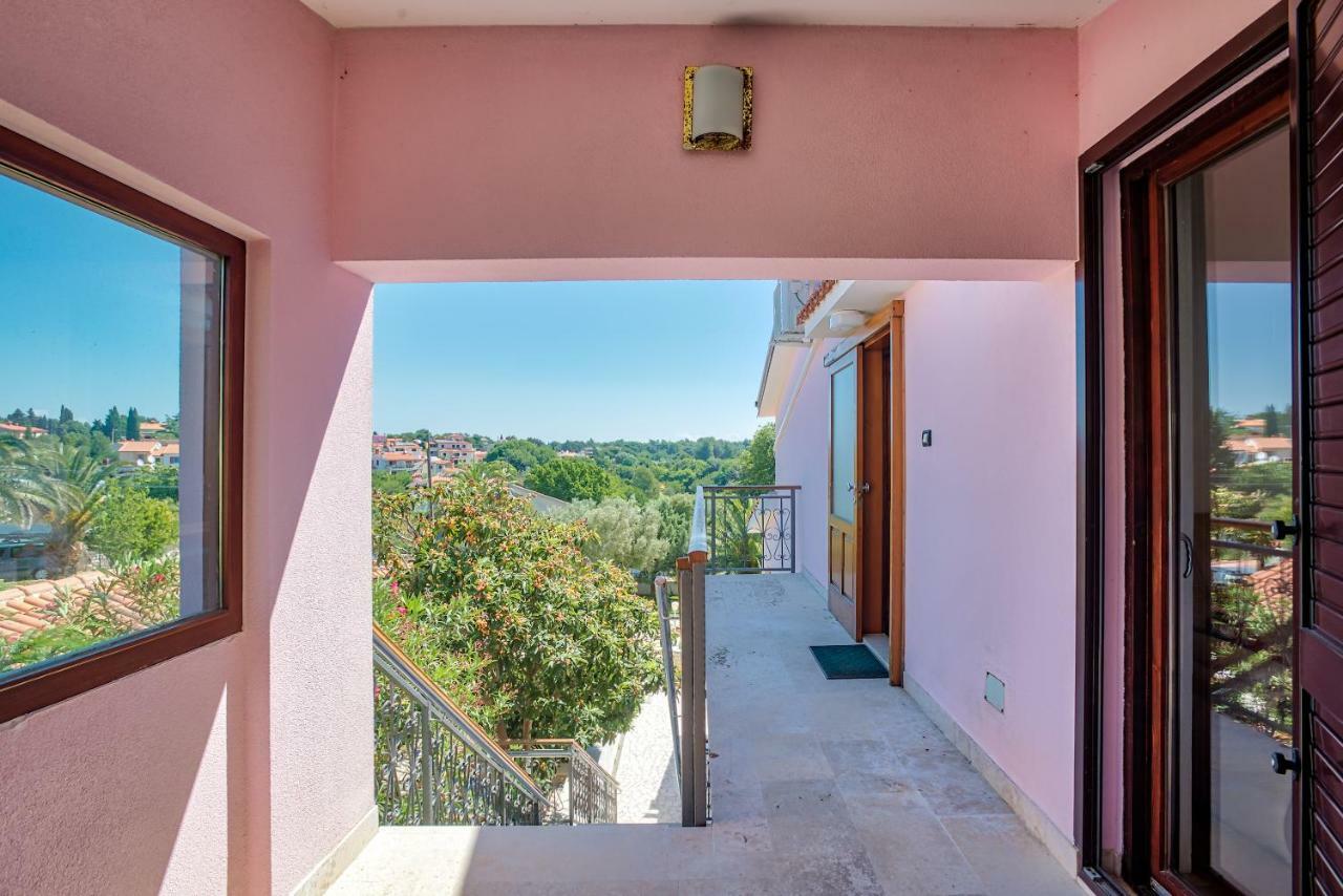 Villa Valentina Premantura Exterior foto